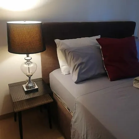 Snugglepod Condotel - Grand Riviera Suites