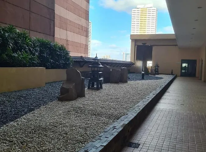 Snugglepod Condotel - Grand Riviera 公寓式飯店 3*