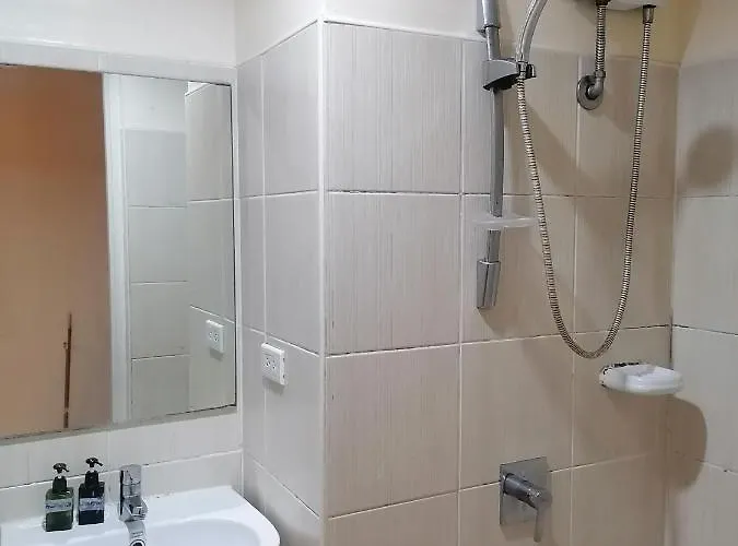 Snugglepod Condotel - Grand Riviera 3* 马尼拉